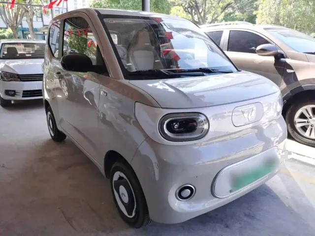Wuling Hongguang Mini EV — Фото автомобиля 3