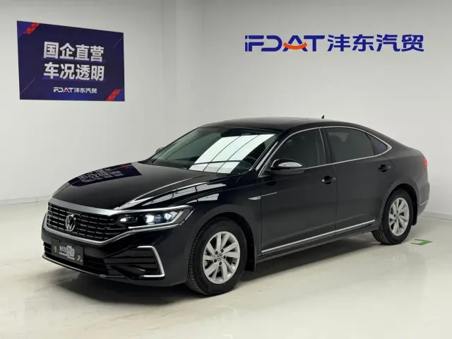 Фотография автомобиля — Volkswagen Passat