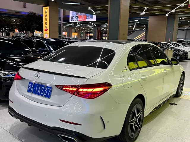 Mercedes-Benz C-Class — Фото автомобиля 8