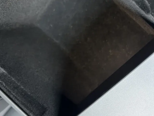 Tesla Model Y — Фото автомобиля 30
