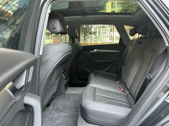 Audi Q5L — Фото автомобиля 14
