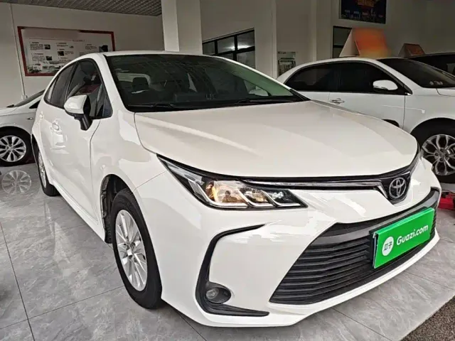 Toyota Corolla — Фото автомобиля 3