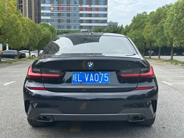 BMW 3 Series — Фото автомобиля 20
