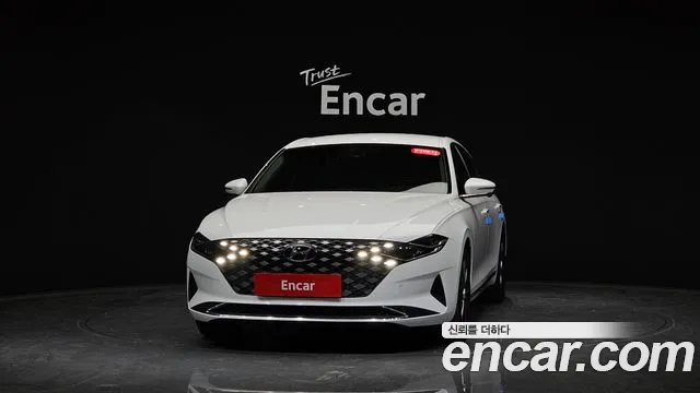 Hyundai Grandeur Новый Grandeur IG — Фото автомобиля 3