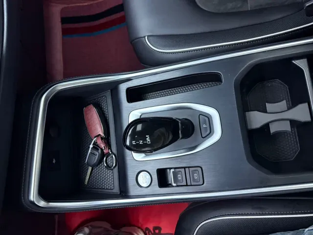 Haval H6 — Фото автомобиля 12