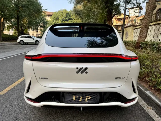 IM Motors IM LS7 — Фото автомобиля 6