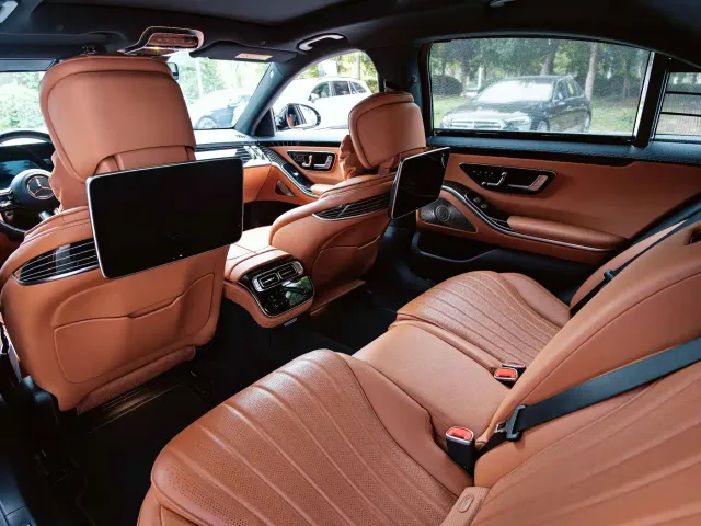 Mercedes-Benz S-Class — Фото автомобиля 4