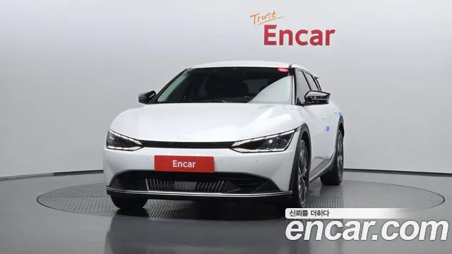 Kia EV6 — Фото автомобиля 3