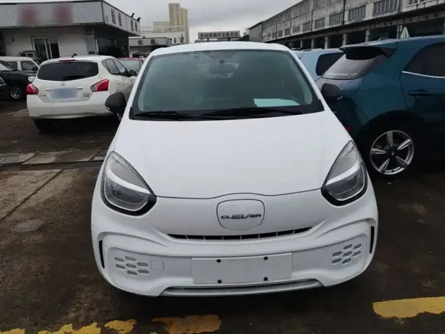 Roewe Kaiwei CLEVER 2021 302km New Four-Seat Super Edition — Фото автомобиля 2