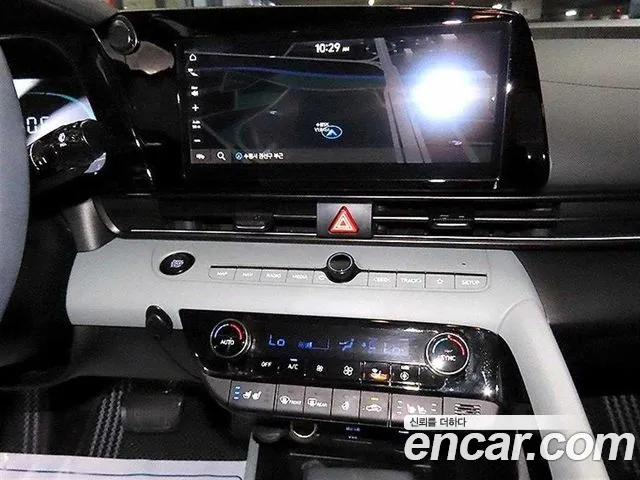 Hyundai Avante CN7 — Фото автомобиля 11