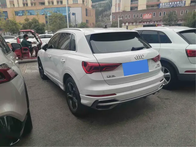 Audi Q3 — Фото автомобиля 5