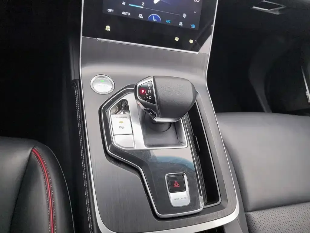 BAIC Beijing X7 2023 1.5TD DCT Super Enjoy+ Edition — Фото автомобиля 13