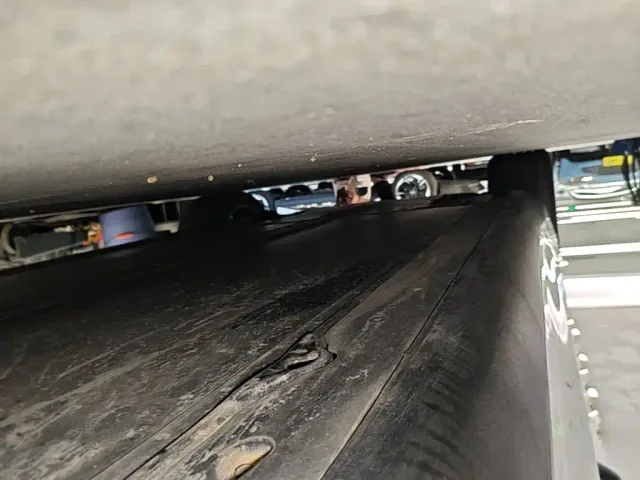 Tesla Model Y — Фото автомобиля 21