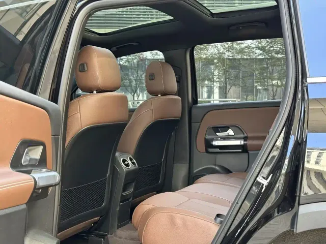 Mercedes-Benz GLB-Class — Фото автомобиля 14