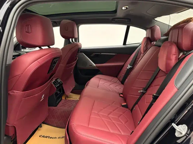 BMW 5 Series — Фото автомобиля 9