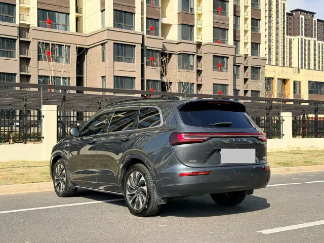 Aito M7 — Фото автомобиля 12