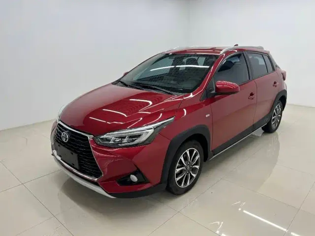 Фотография автомобиля — Toyota YARiS L Zhi Xuan