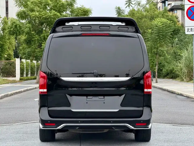 Mercedes-Benz V-Class — Фото автомобиля 5