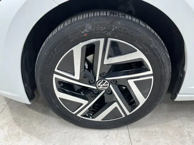 Volkswagen Sagitar — Фото автомобиля 25