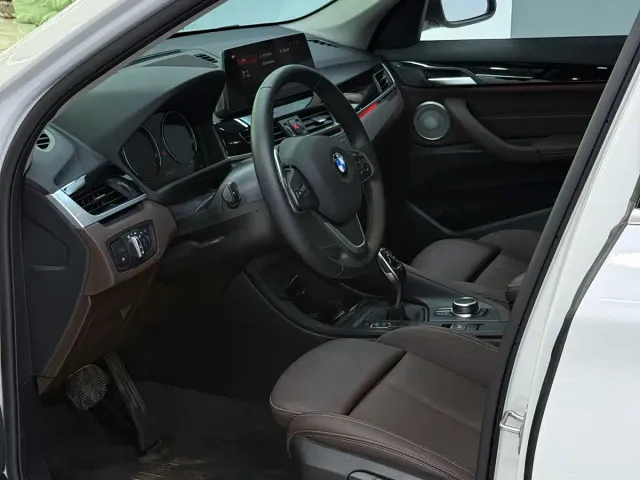 BMW X1 — Фото автомобиля 7