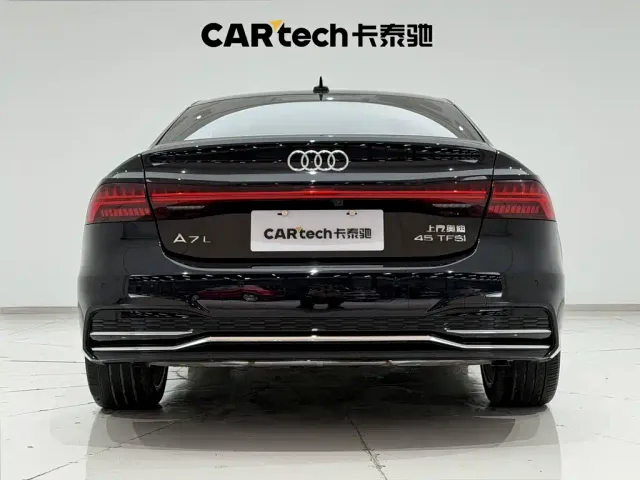 Audi A7L — Фото автомобиля 6