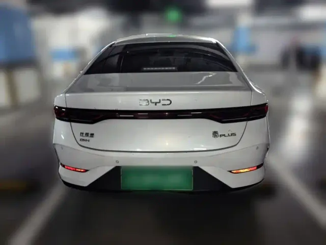 BYD Qin PLUS — Фото автомобиля 5