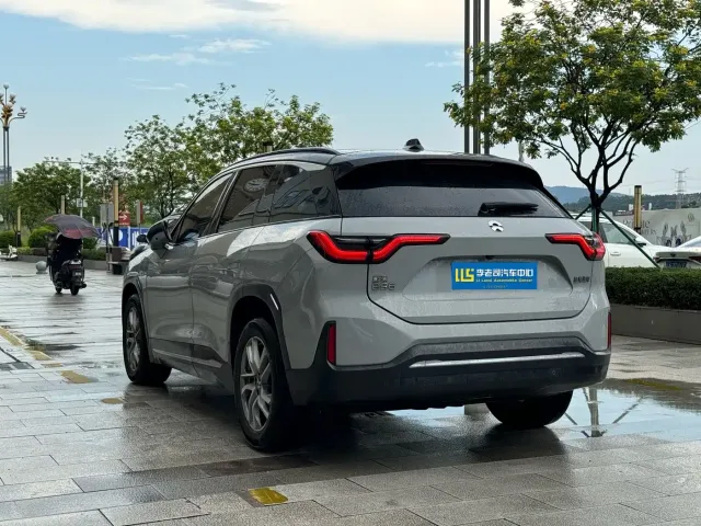Nio ES6 — Фото автомобиля 4