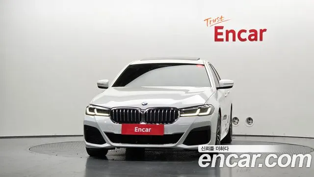 BMW 5-Series — Фото автомобиля 3