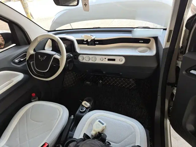 Wuling Hongguang Mini EV — Фото автомобиля 9