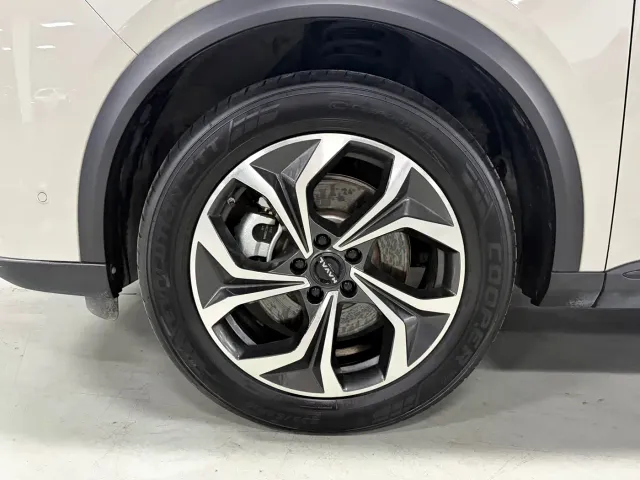 Haval Xiaolong MAX — Фото автомобиля 13