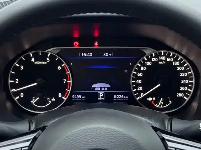 Nissan Teana — Фото автомобиля 10