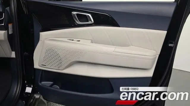 Kia Carnival — Фото автомобиля 13