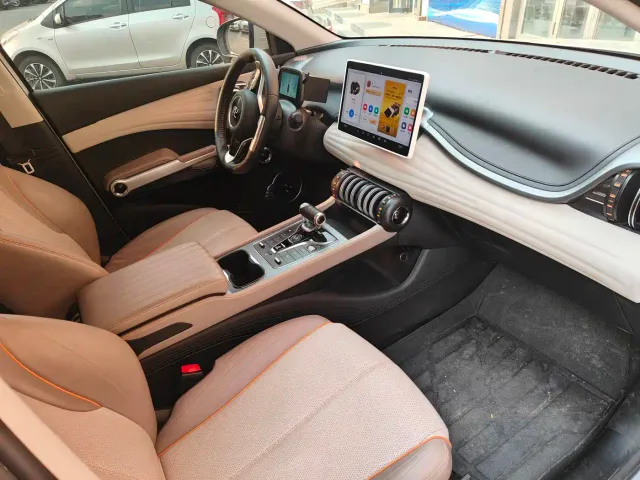 BYD Yuan PLUS — Фото автомобиля 4