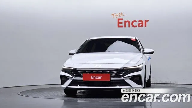 Hyundai AVANTE Modern — Фото автомобиля 3
