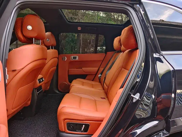 Li Auto L7 — Фото автомобиля 17