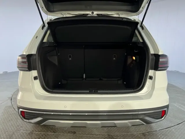 Volkswagen Tharu — Фото автомобиля 20