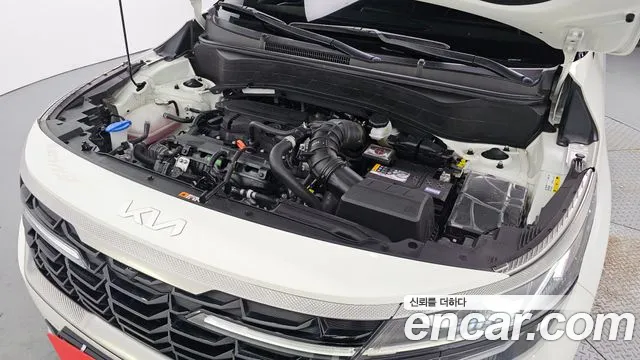 Kia Seltos Новый Seltos Бензин 1.6 Turbo 4WD — Фото автомобиля 6