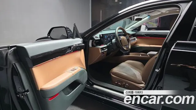 Hyundai Grandeur GN7 — Фото автомобиля 10