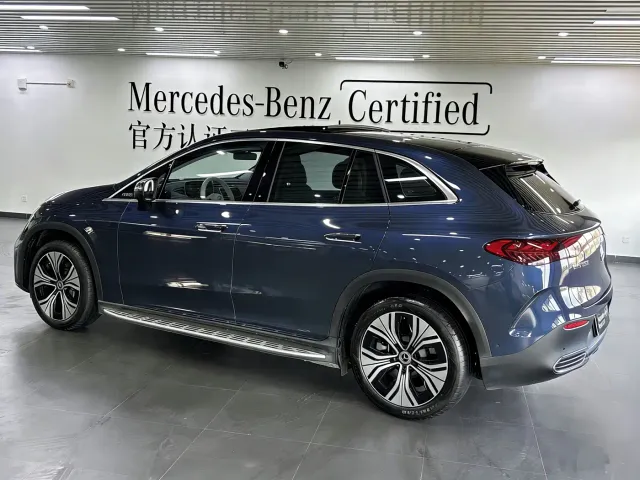 Mercedes-Benz EQE SUV — Фото автомобиля 5