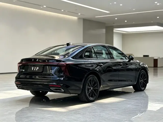 Hongqi H5 — Фото автомобиля 14