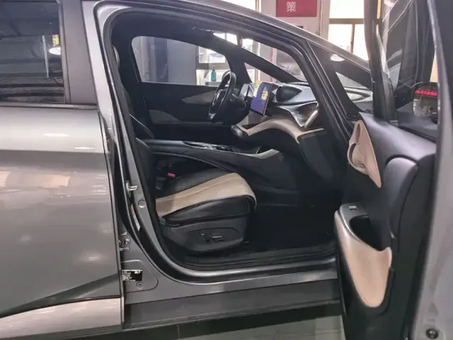 BYD Dolphin — Фото автомобиля 8