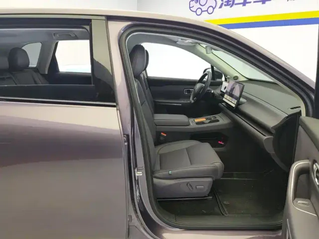 Leapmotor Leapmotor C10 2026 210 Delight Edition — Фото автомобиля 8