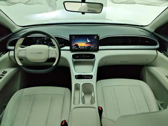 Geely Starry Wish — Фото автомобиля 12
