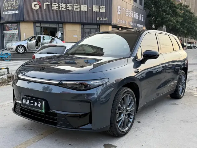 Фотография автомобиля — Leapmotor C10