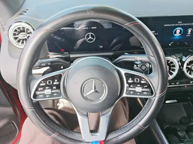 Mercedes-Benz GLA-Class — Фото автомобиля 15