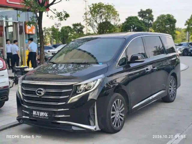 Фотография автомобиля — GAC Trumpchi M8