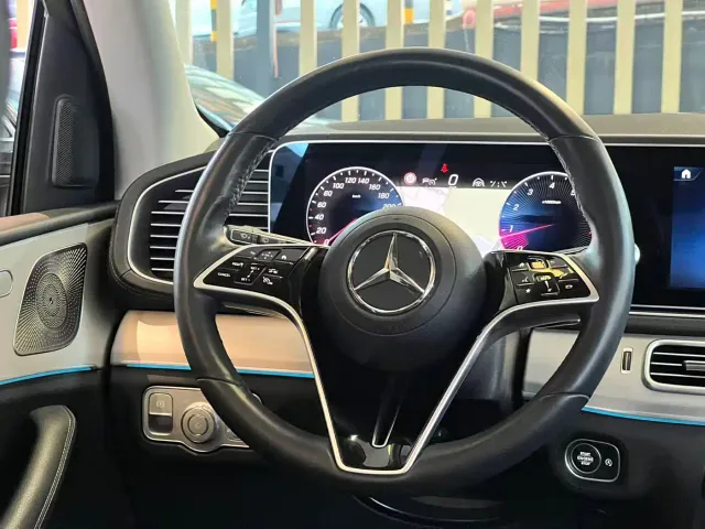 Mercedes-Benz GLE-Class — Фото автомобиля 14