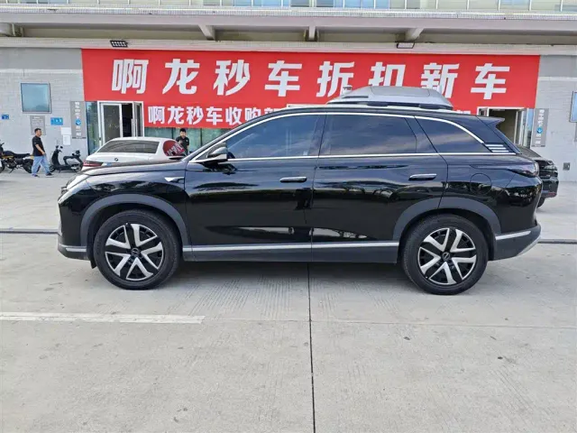 BYD Hai Shi 07 DM-i — Фото автомобиля 3