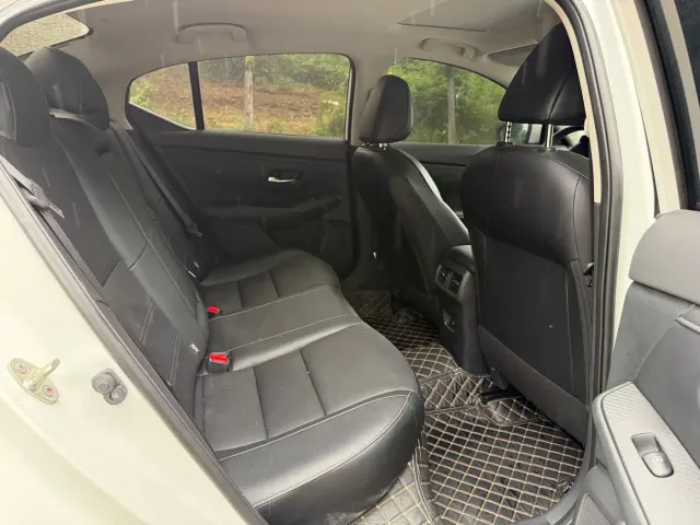 Nissan Sylphy — Фото автомобиля 6