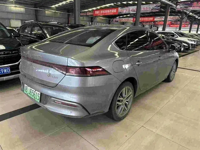 BYD Qin PLUS — Фото автомобиля 7